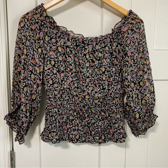 Anthropologie Lucia off the shoulder smocked floral top size small - Picture 5 of 7